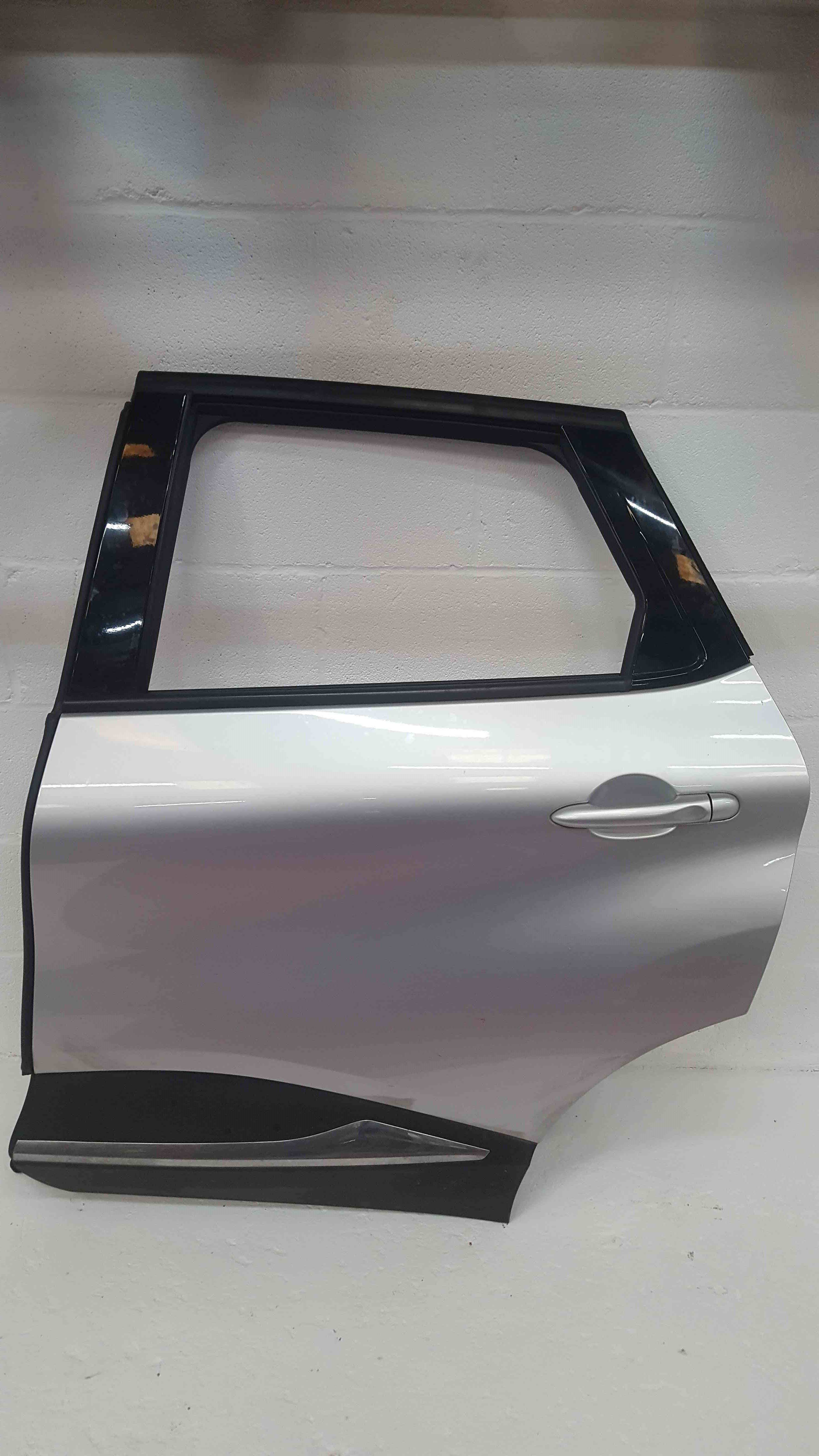 Renault Captur Passenger Nsr Rear Door Silver Bixnm Store