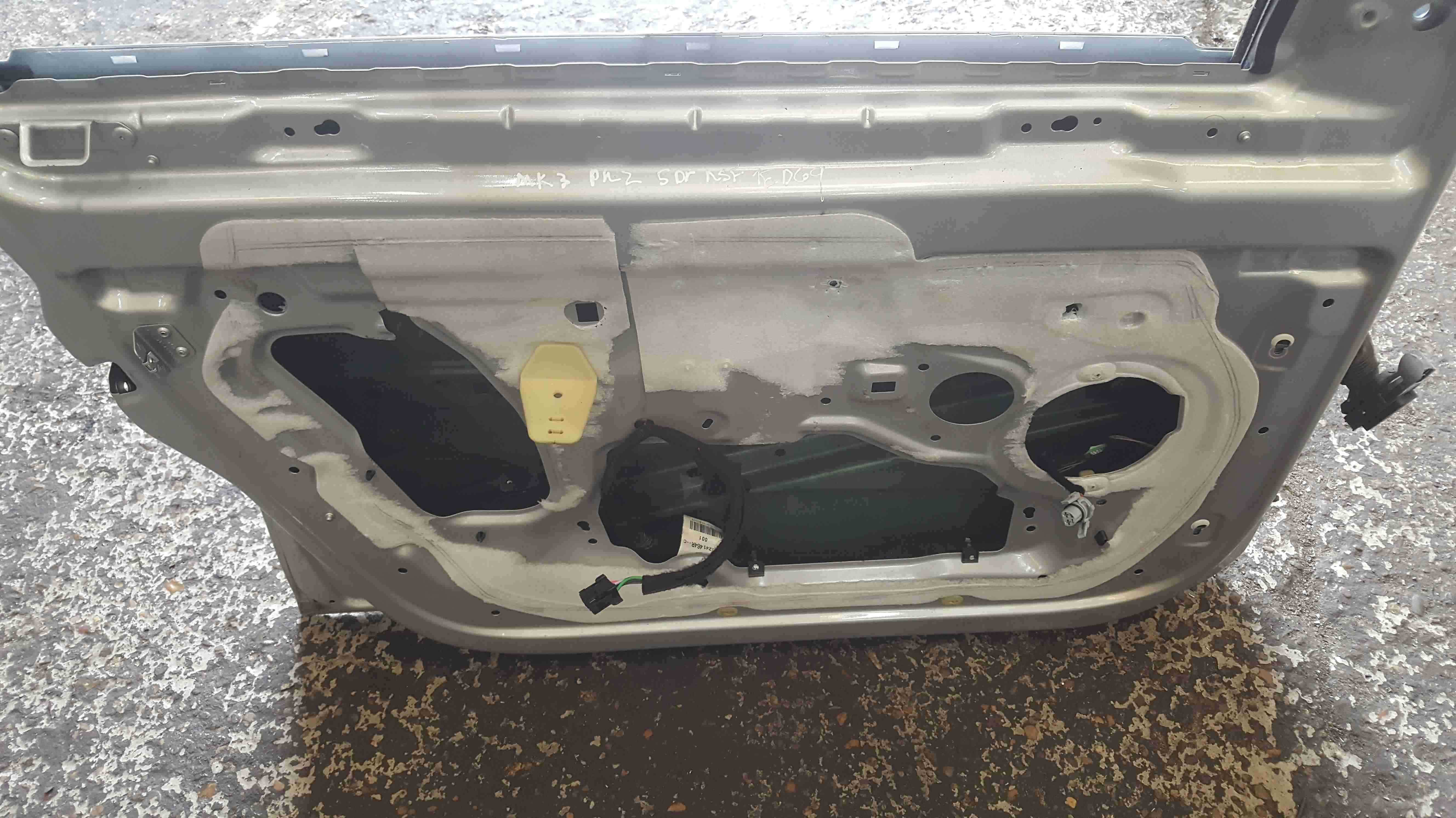 Renault Clio Mk Passenger Nsf Front Door Silver Ted Dr