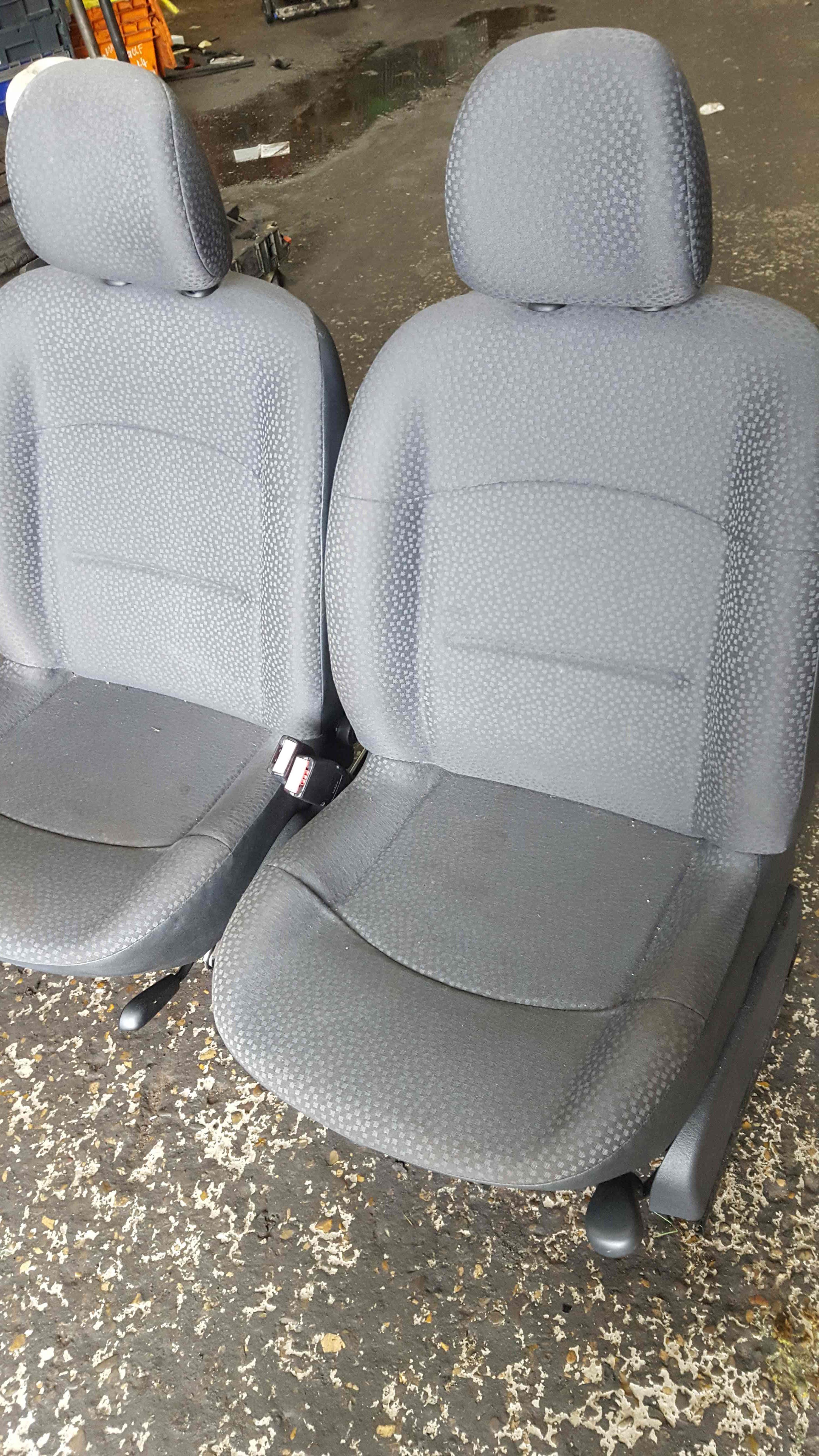 Renault Clio Mk Seats Seat Driver Passenger Fabric Dr Osf Nsf Store Renault