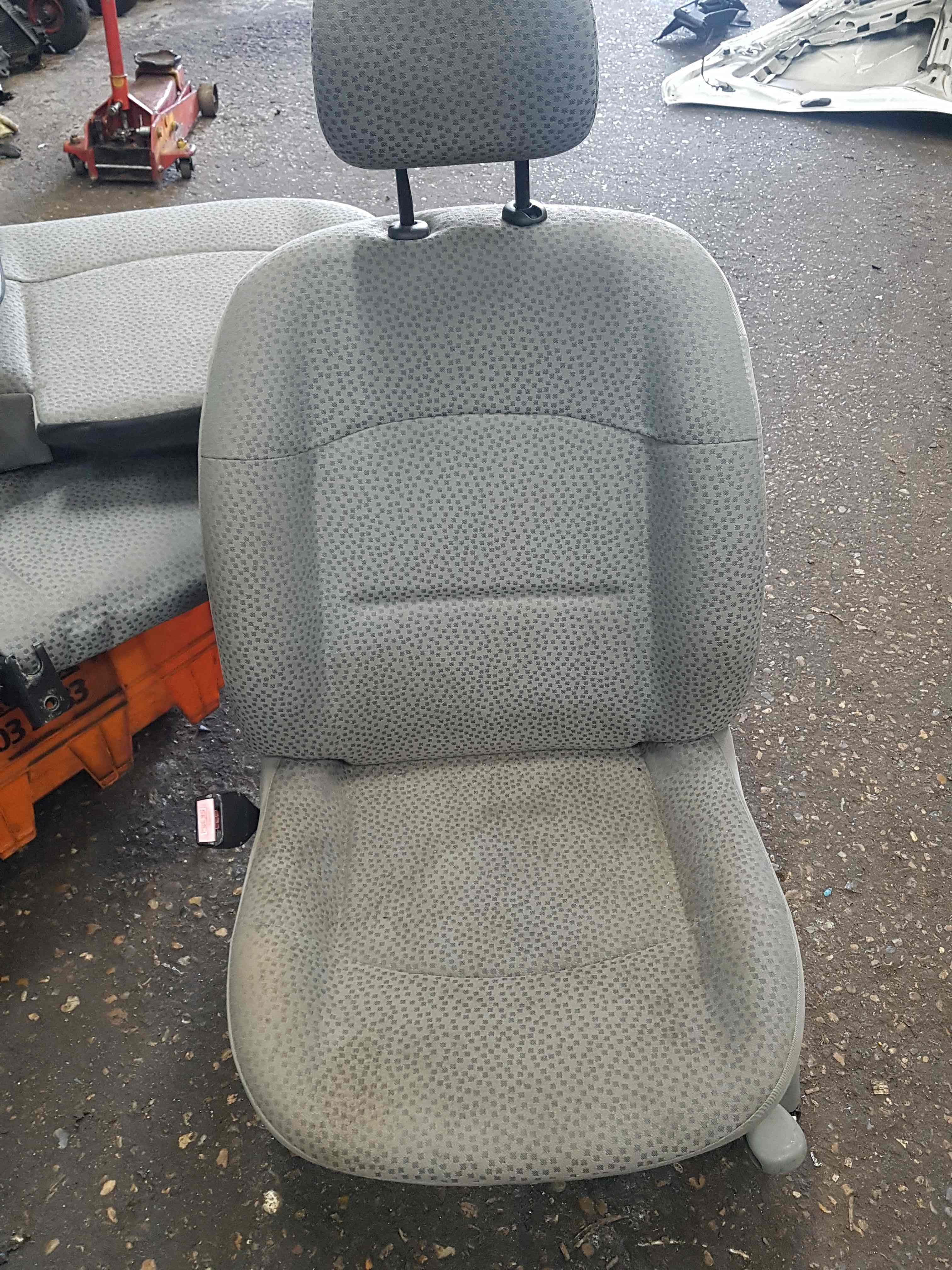 Renault Clio MK2 20012006 Seats Seat SET Driver Passenger Rear Fabric ...