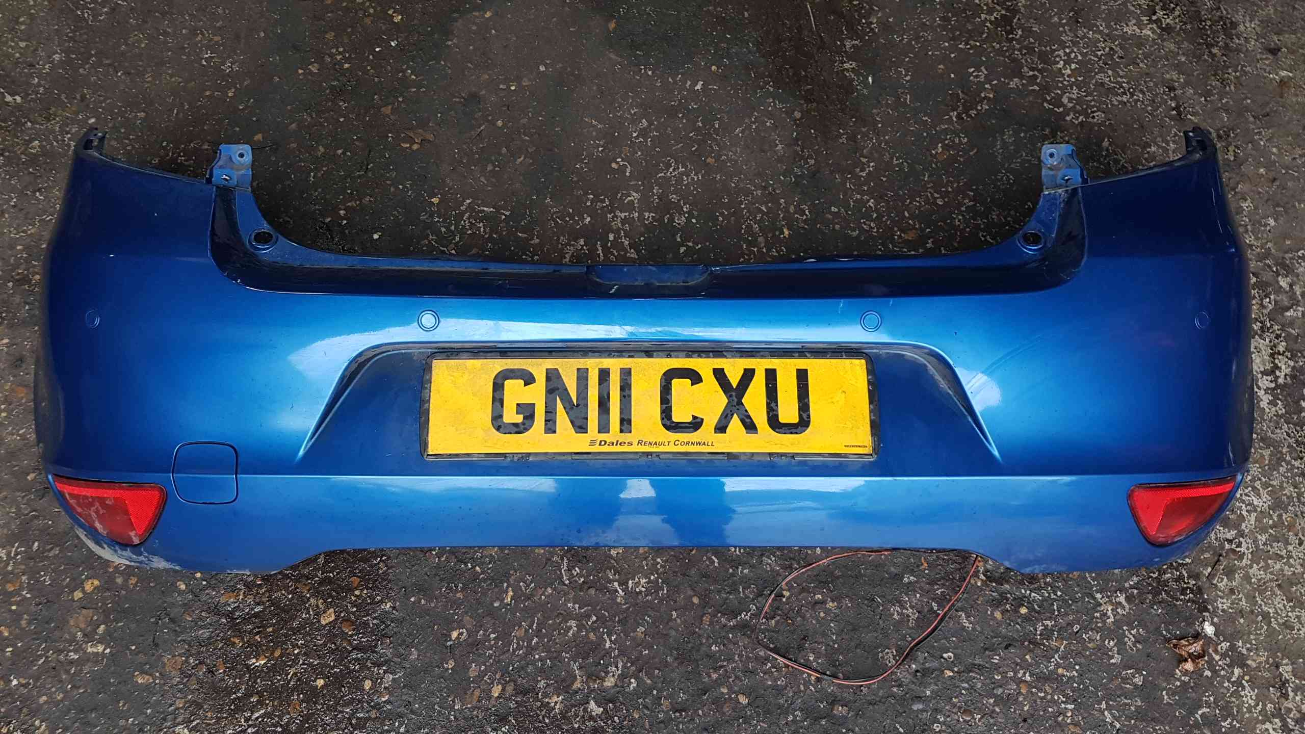 Renault Clio MK3 2009-2012 Rear Bumper Blue Terna - Store - Renault ...