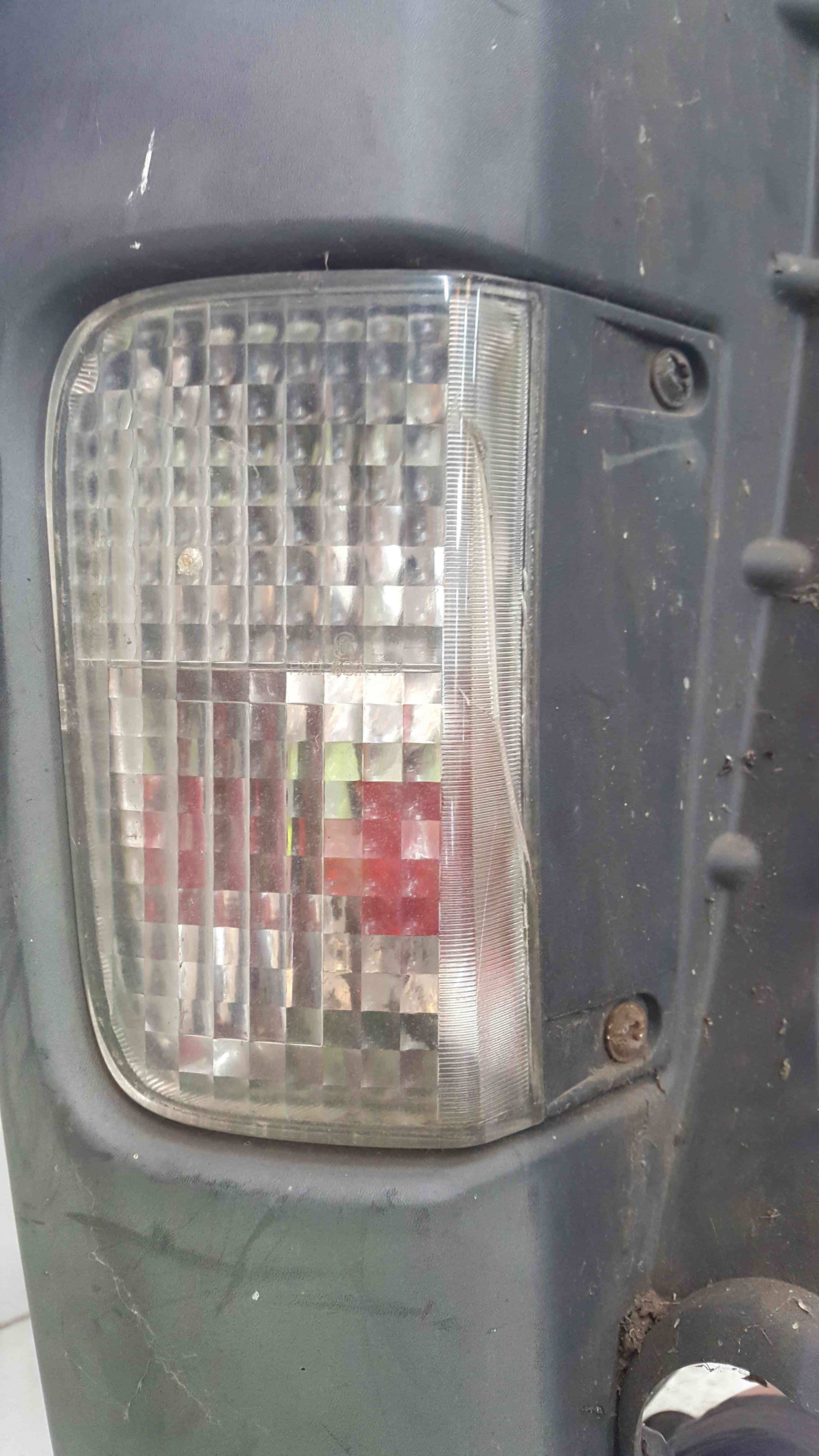 Renault Trafic Drivers Osr Rear Bumper Moulding Fog Light Store Renault