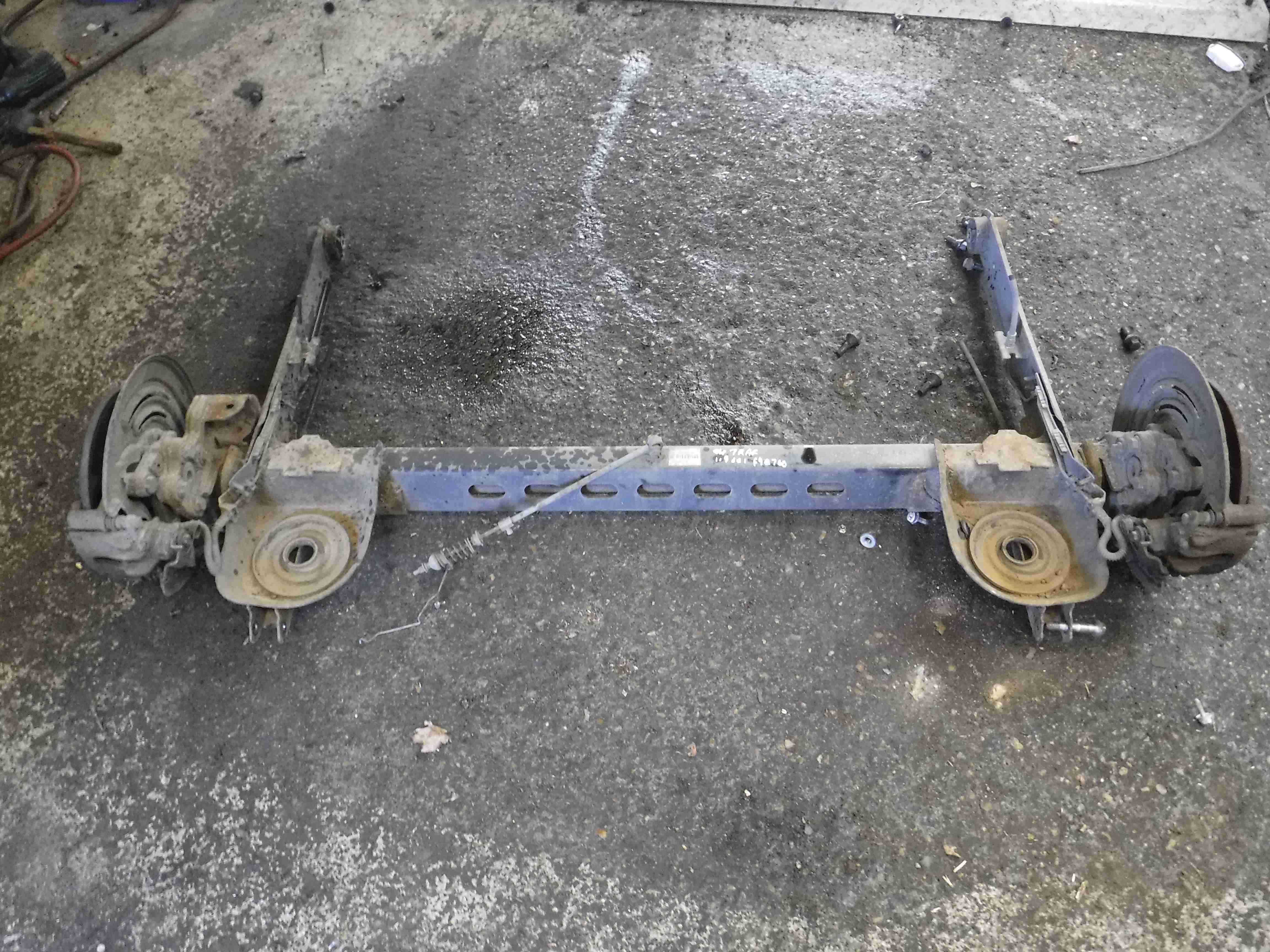 Renault Trafic 20062014 Rear Axle Beam Subframe - Store - Renault ...